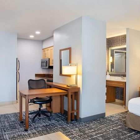 Homewood Suites By Hilton Winnipeg Airport - Polo Park Екстер'єр фото